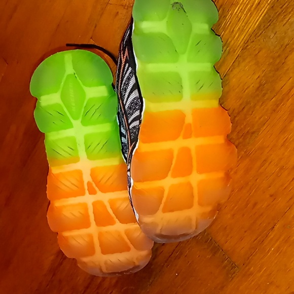 Sketchers boys - Picture 4 of 4